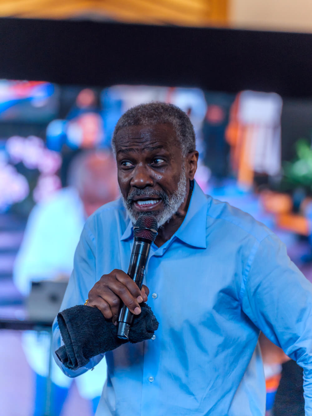 Bishop Noel Jones Gallery Image 005