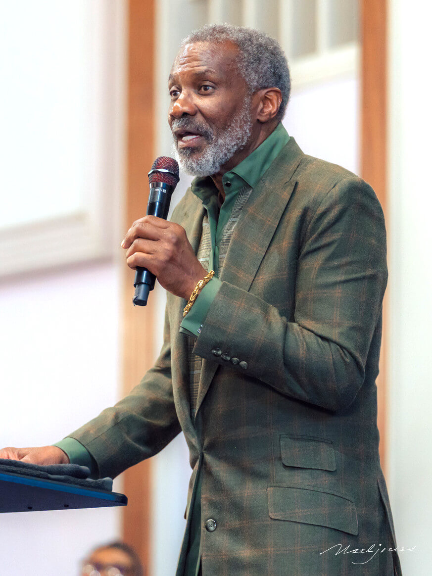 Bishop Noel Jones Profile Picture 004